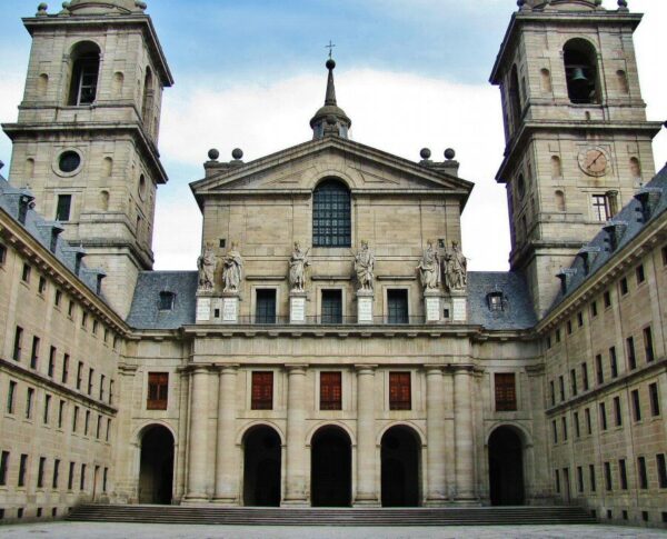 エル・エスコリアル修道院のチケット - Hellotickets