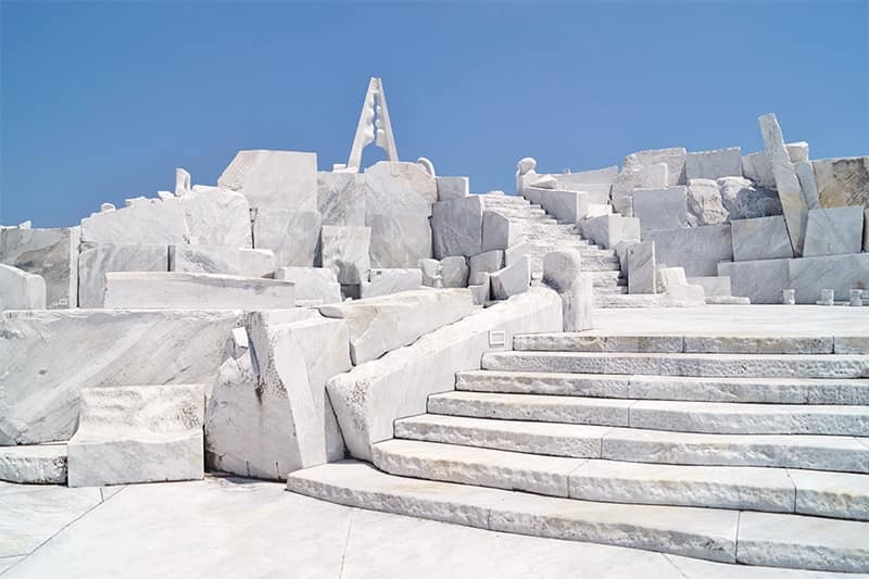 世界のかわいい家 1 青く透き通ったエーゲ海に浮かぶ白亜の街 ギリシャ