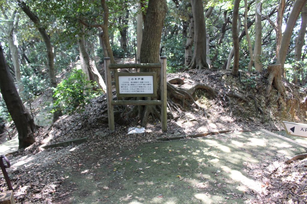 金ヶ崎城 の見どころやアクセス、木戸跡、堀切などを紹介！やっちんのお城ブログ