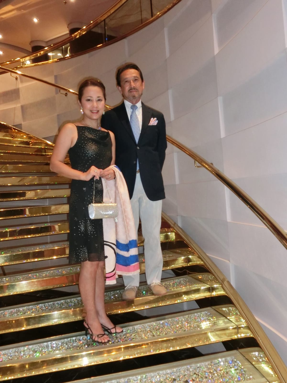 2024年4月+5月の 日本発着クルーズ お客様から頂いた、フォーマルナイトや船内・寄港地でのお写真、お食事のお写真をまとめました。＞＞こちらからご覧ください。 https:www.cruisebrothers.jp p