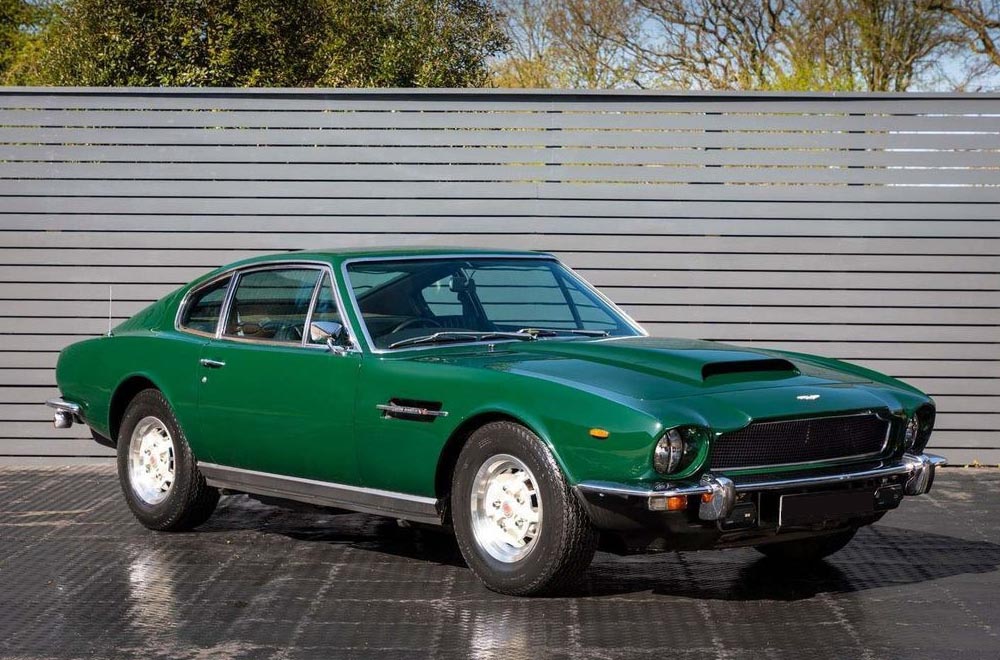 1 24 アストンマーチン グリーン