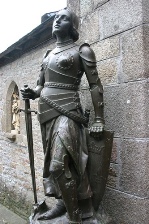 ベネディクト会修道院 モンサンミッシェル 古い十字架 -