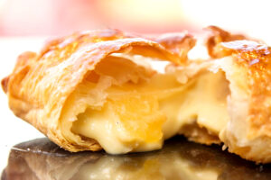 鬼怒川温泉への旅。温泉街で食べ歩き＆温泉・渓谷の景色を満喫 - びゅうたび