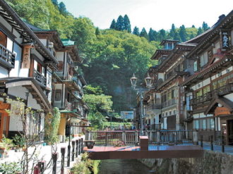 日帰り観光 無料駐車場完備!!銀山温泉のおすすめ駐車場3選Banzokuの鳥&旅ブログ