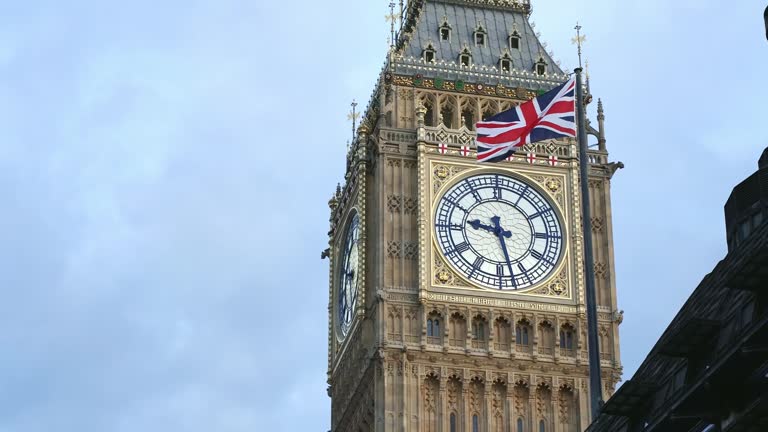 ロンドンのビッグ・ベン 世界一有名な時計の、修復の舞台裏