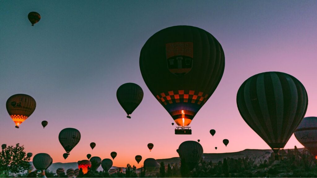 トルコ旅行ならカッパドキア！熱気球フライト体験の魅力料金、注意点も解説！ ２フリーフライトJBS