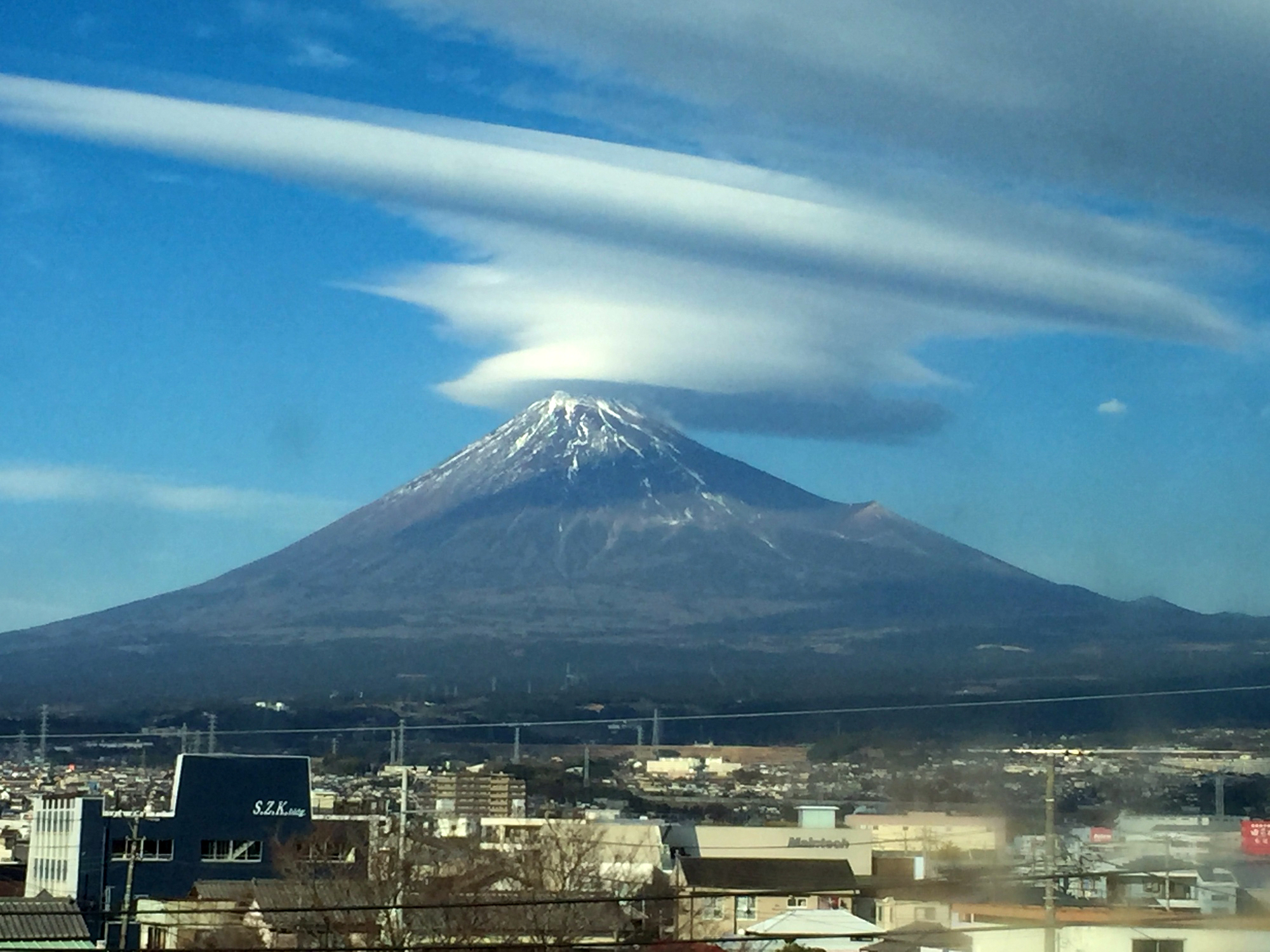 新幹線から「富士山」みたい！座席・時間・撮影ポイント徹底解説！静岡県トラベルjp 旅行ガイド
