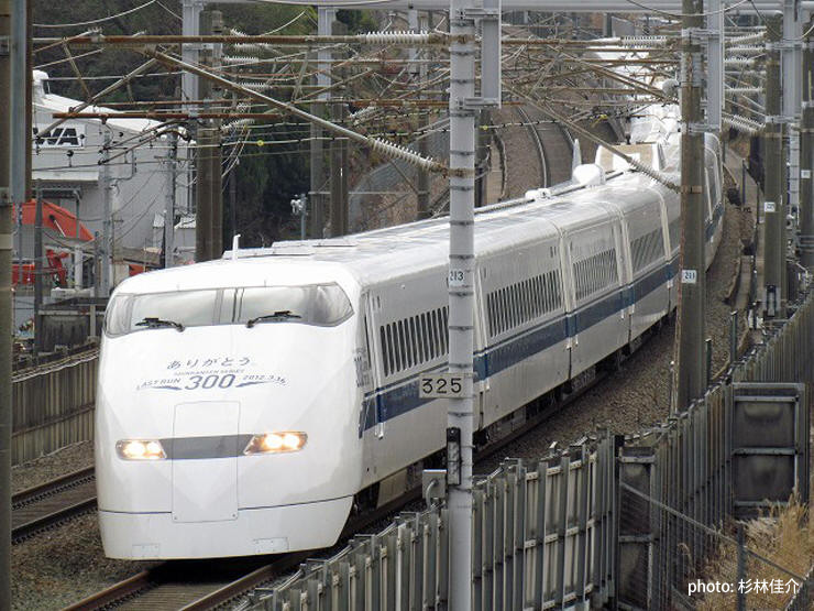 新幹線の人身事故ってどういう事故があるんですか？新幹線に飛び込みとか- Yahoo!知恵袋