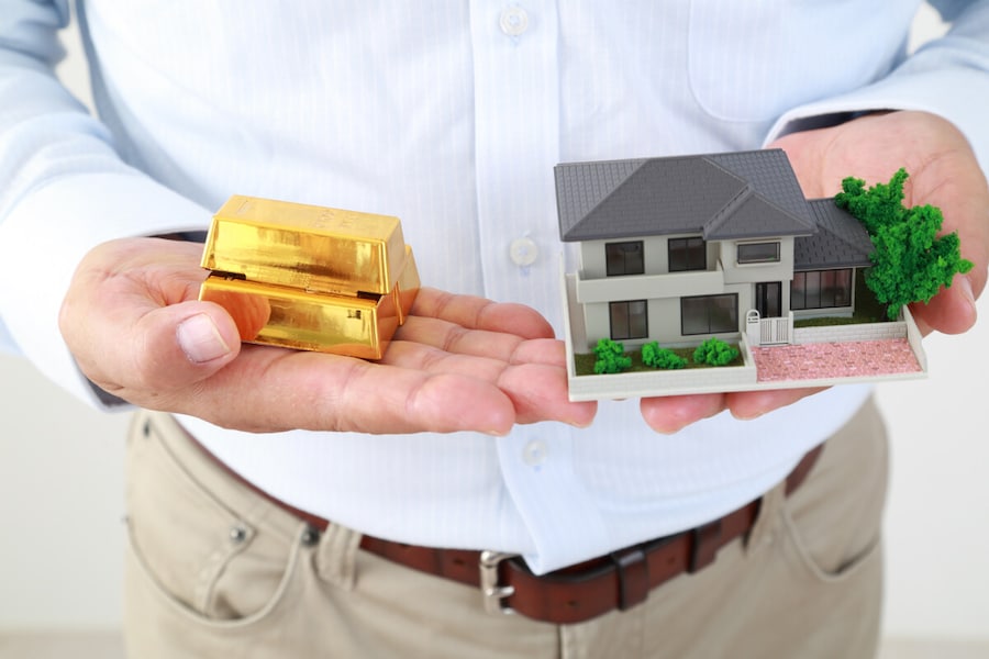 贅沢に味をしめ、節約ができないシニア夫婦。楽しみも諦めず老後破綻を避けるには – MONEY PLUS