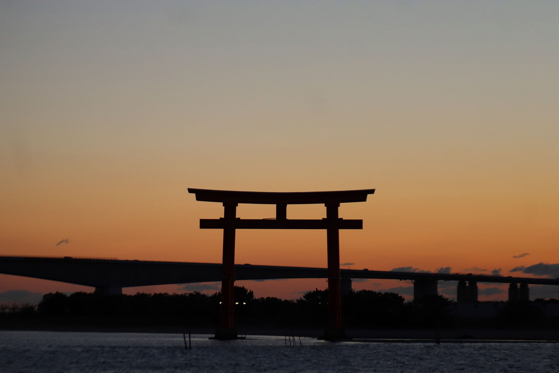 弁天島海浜公園 -静岡県 の詳細情報ことりっぷ