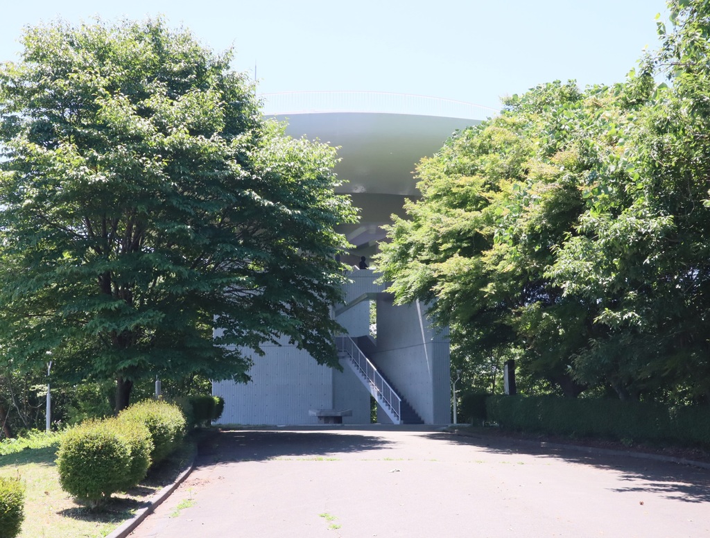 岩山公園～盛岡市街と岩手山を大展望～: マーチ改めインサイト～ドライブステーション～