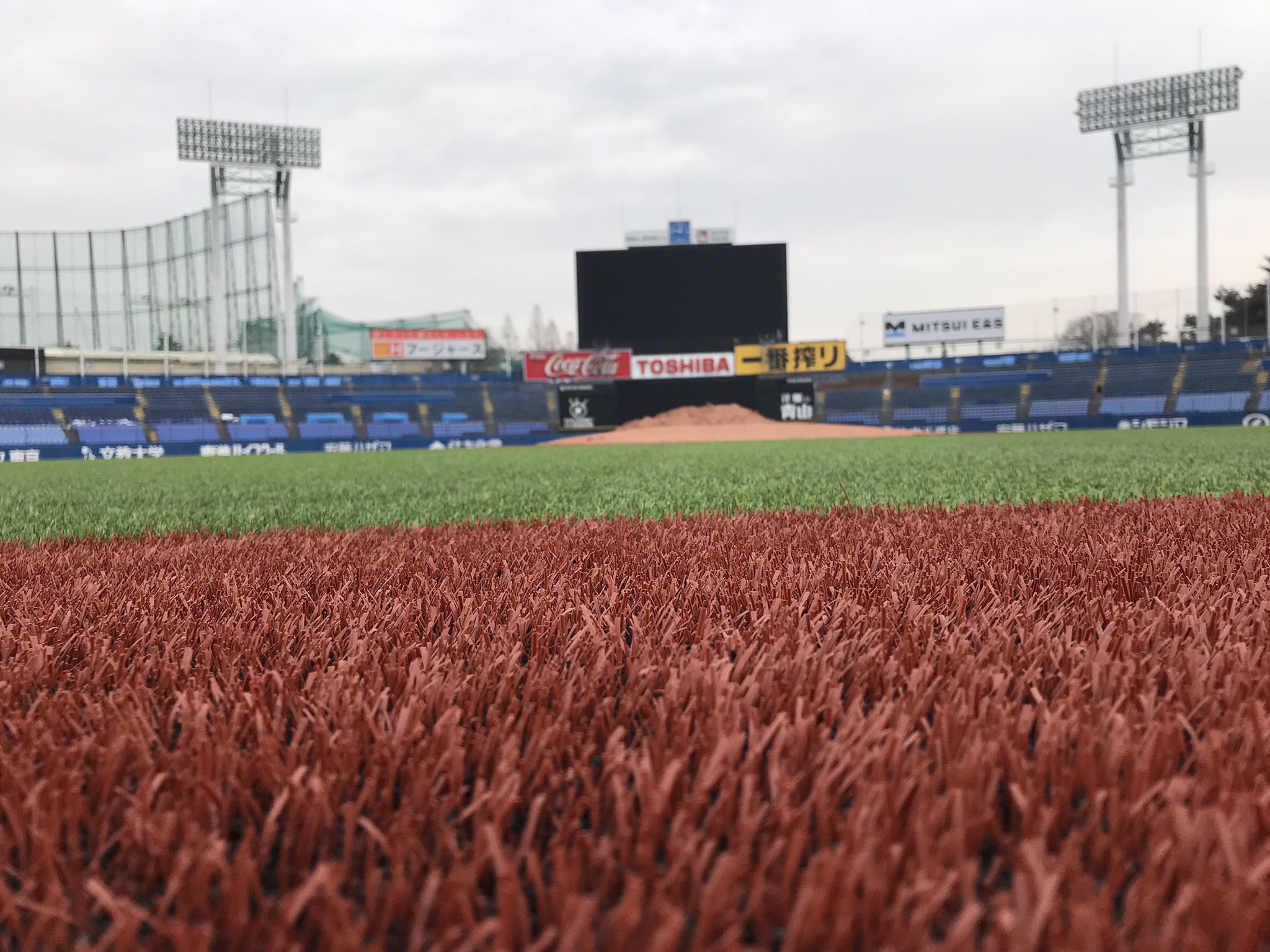 明治神宮野球場 コトブキシーティング株式会社