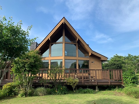 圧巻のインテリア！ログハウス風の一軒家│撮影地探しのロケフィット