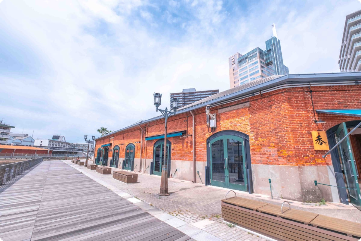 横浜赤レンガ倉庫近くの 予約できる 安い駐車場MAP特P