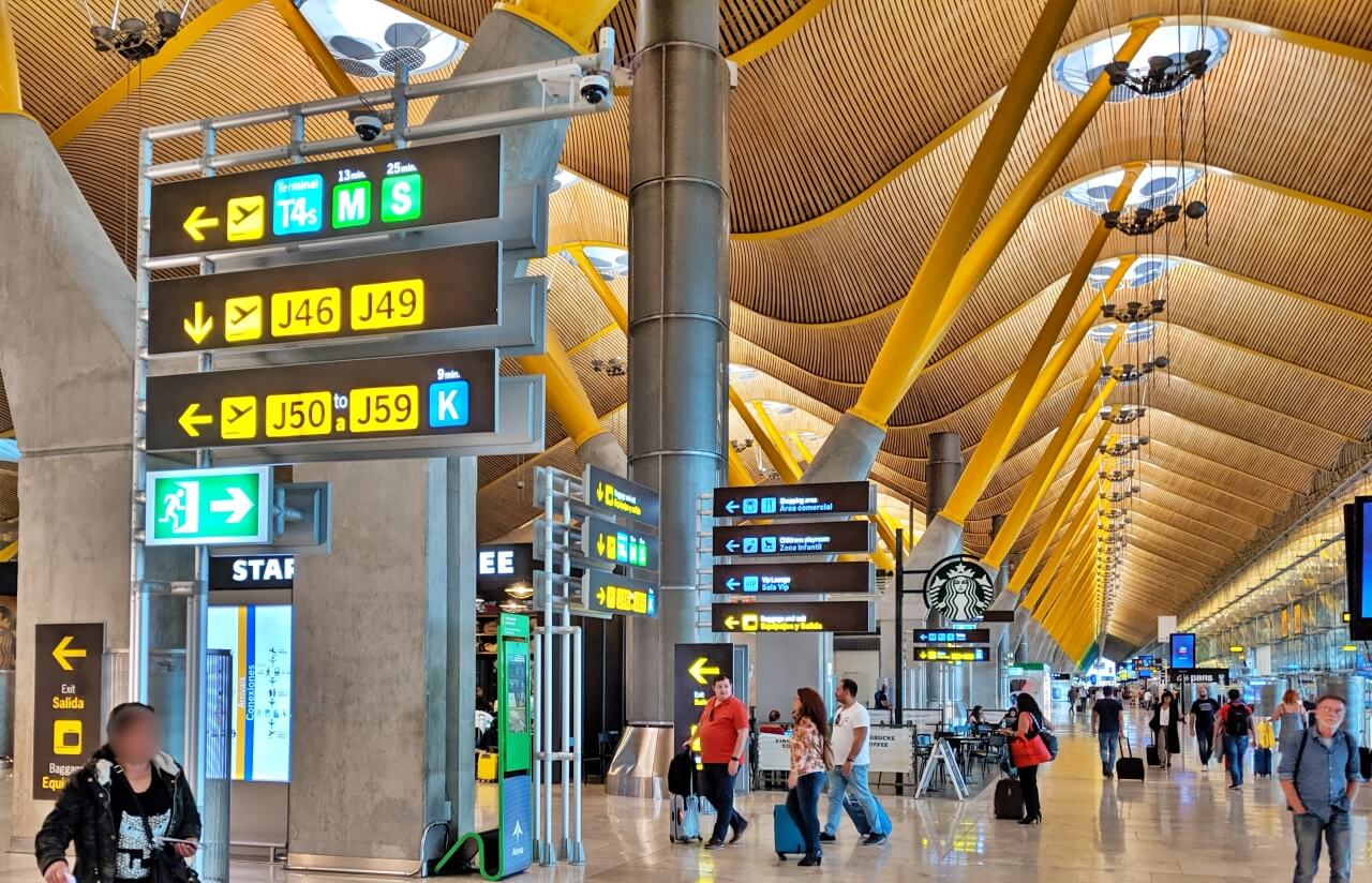 マドリード「空港アクセス」はMetroとRenfeどっちがお得？鉄道利用の費用と時間