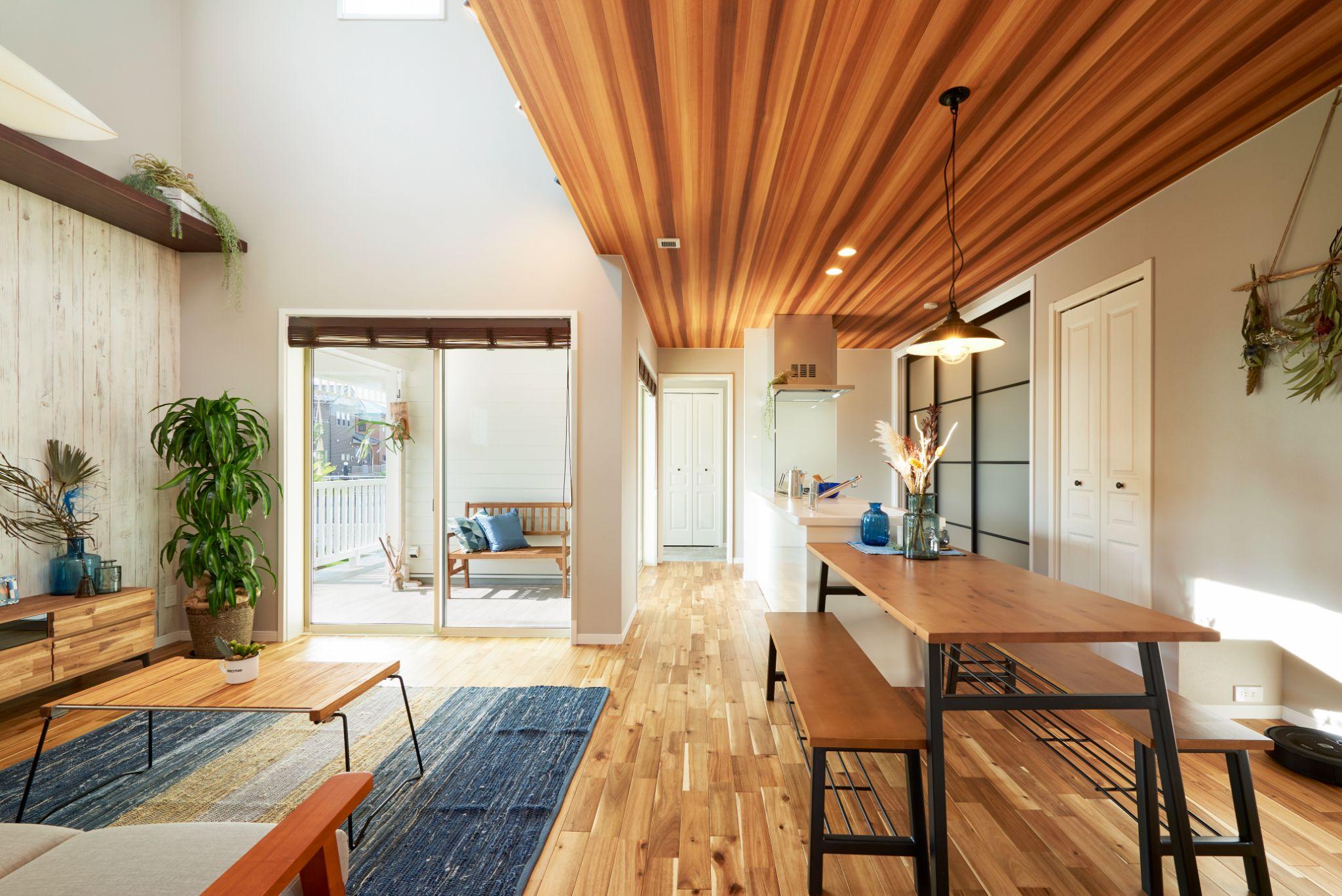 ガチサーファー夫婦の、サーファーズハウス 2注文住宅マイホーム新築家づくりtrunk_homeホテルライクbrooklynstyle建築家自然素材キッチンリビングカフェインテリアカフェ風照明デザインヴィンテージインテリア古材おしゃれな家