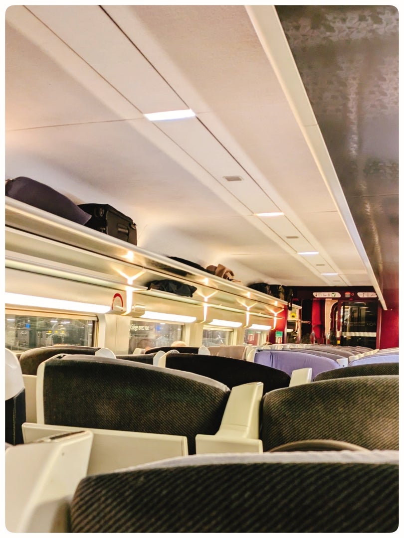 渋滞にハマった車内の空気を一変させるガジェット活用法ライフハッカー・ジャパン