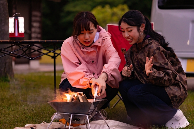 ふゆキャン初心者必見！キャンプ飯プロデューサーがおすすめする「冬キャンプ飯」の楽しみ方ソトレシピキャンプ 飯レシピ＆アウトドアライフ・プラットフォーム