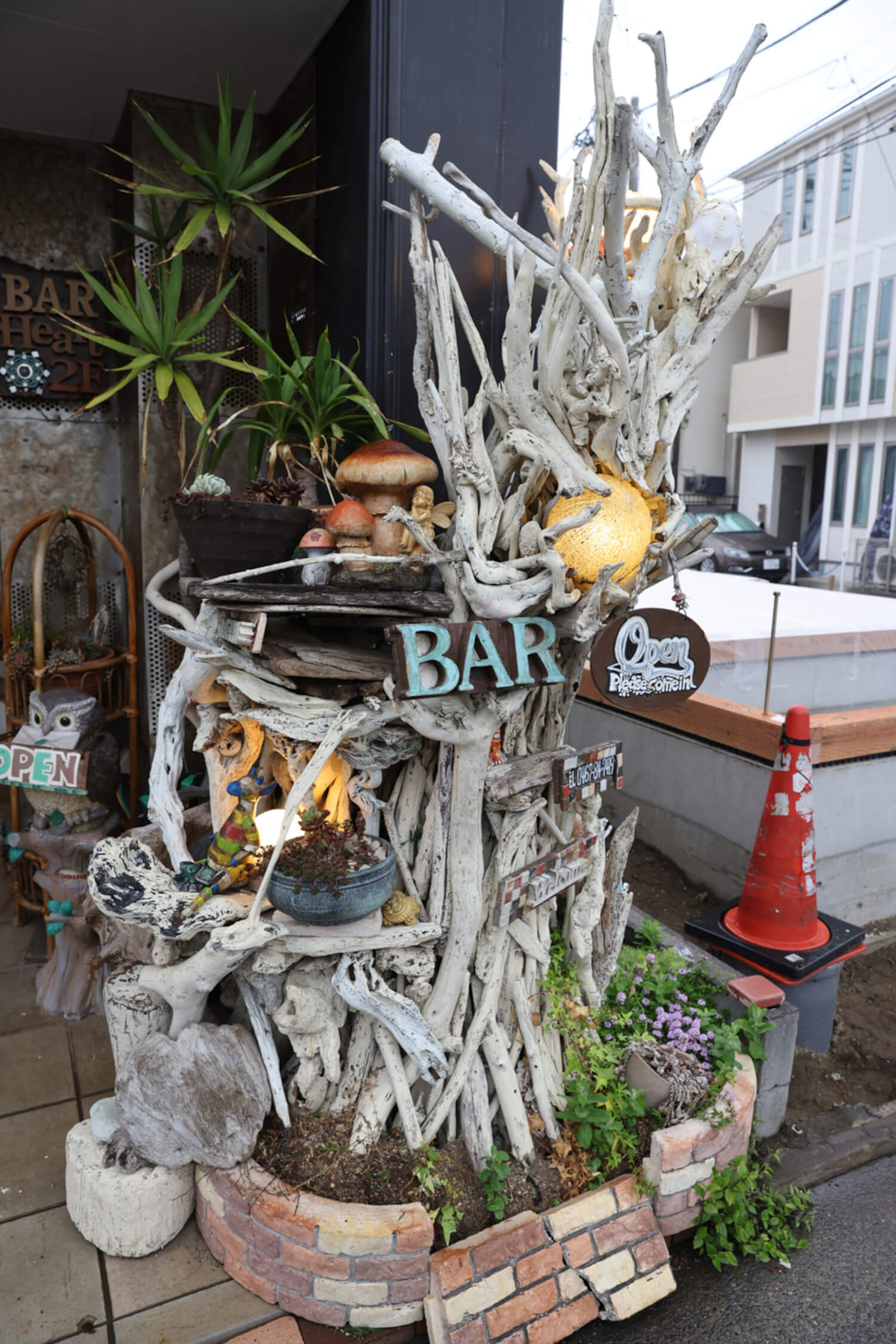 江ノ電自転車ニキ」アクスタで時の人に 作った男性のまじめな思い