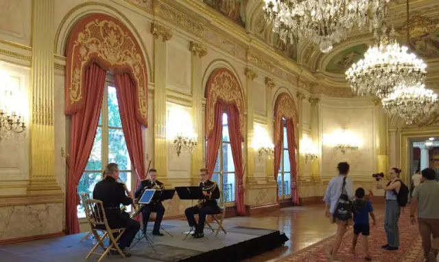 パリ ブルボン宮殿・国会議事堂見学と見どころ - フランス・パリ便り