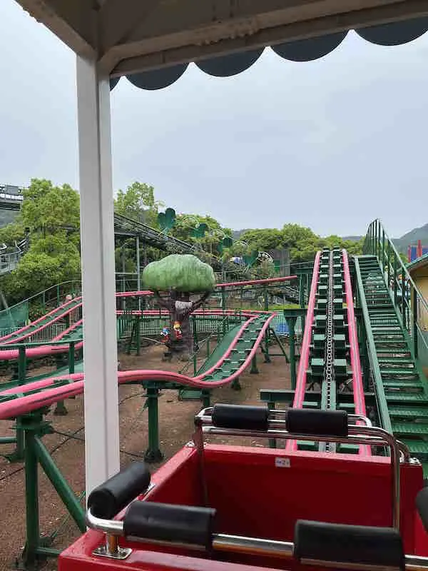 ＮＥＷレオマワールドのアトラクション子供とお出かけ関西楽しい遊び場遊園地・テーマパーク