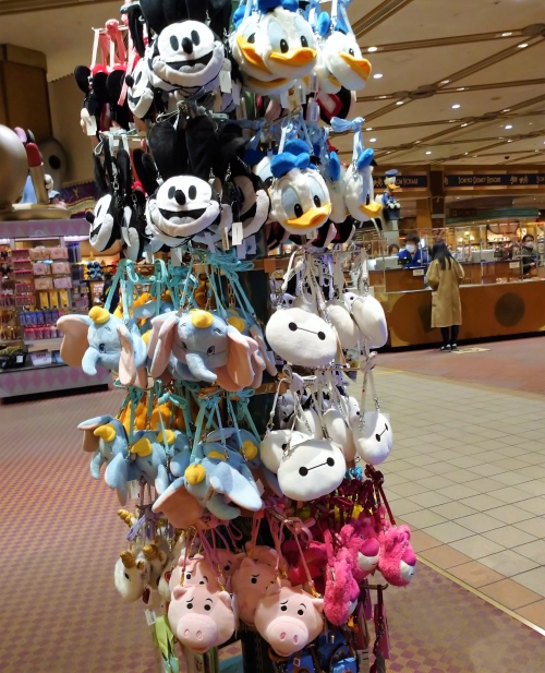 2025 ボン・ヴォヤージュの営業時間＆ディズニーグッズまとめ！舞浜駅すぐのショップでお土産を