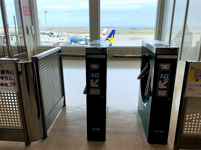 那覇空港 国内線ターミナル・展望デッキ 飛行機撮影スポットFlyTeam フライチーム