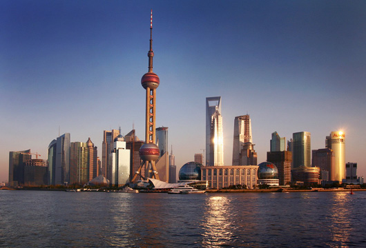 Amazon.co.jp: 彫像 東方明珠電視塔上海建築モデル合金観光記念ランドマーク家の装飾置物アクセサリー : ホーム＆キッチン