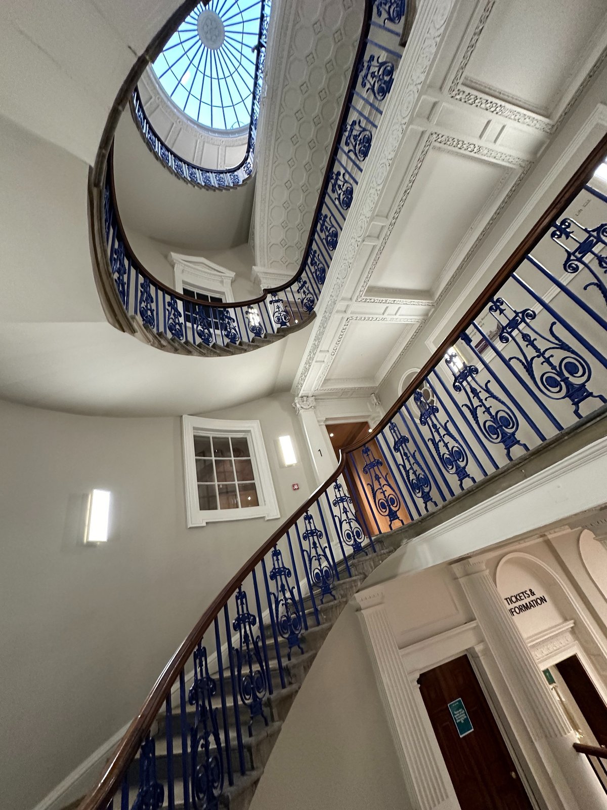 サマーセット ハウス クチコミ・アクセス・営業時間ロンドン フォートラベル