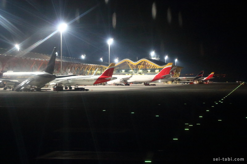 マドリードのタクシーの乗り方ガイド〜料金・カード払い・便利なアプリ〜ロコタビ