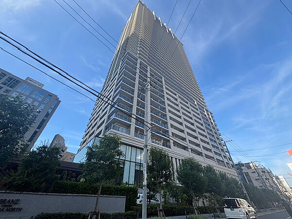 三和通産 ブランズタワー梅田 North