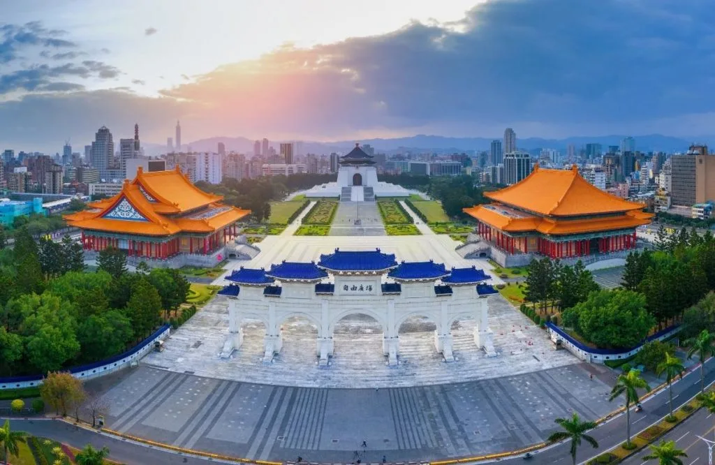 台北観光で外せない観光スポット「中正紀念堂」へ！ー台湾旅行記旅マイル