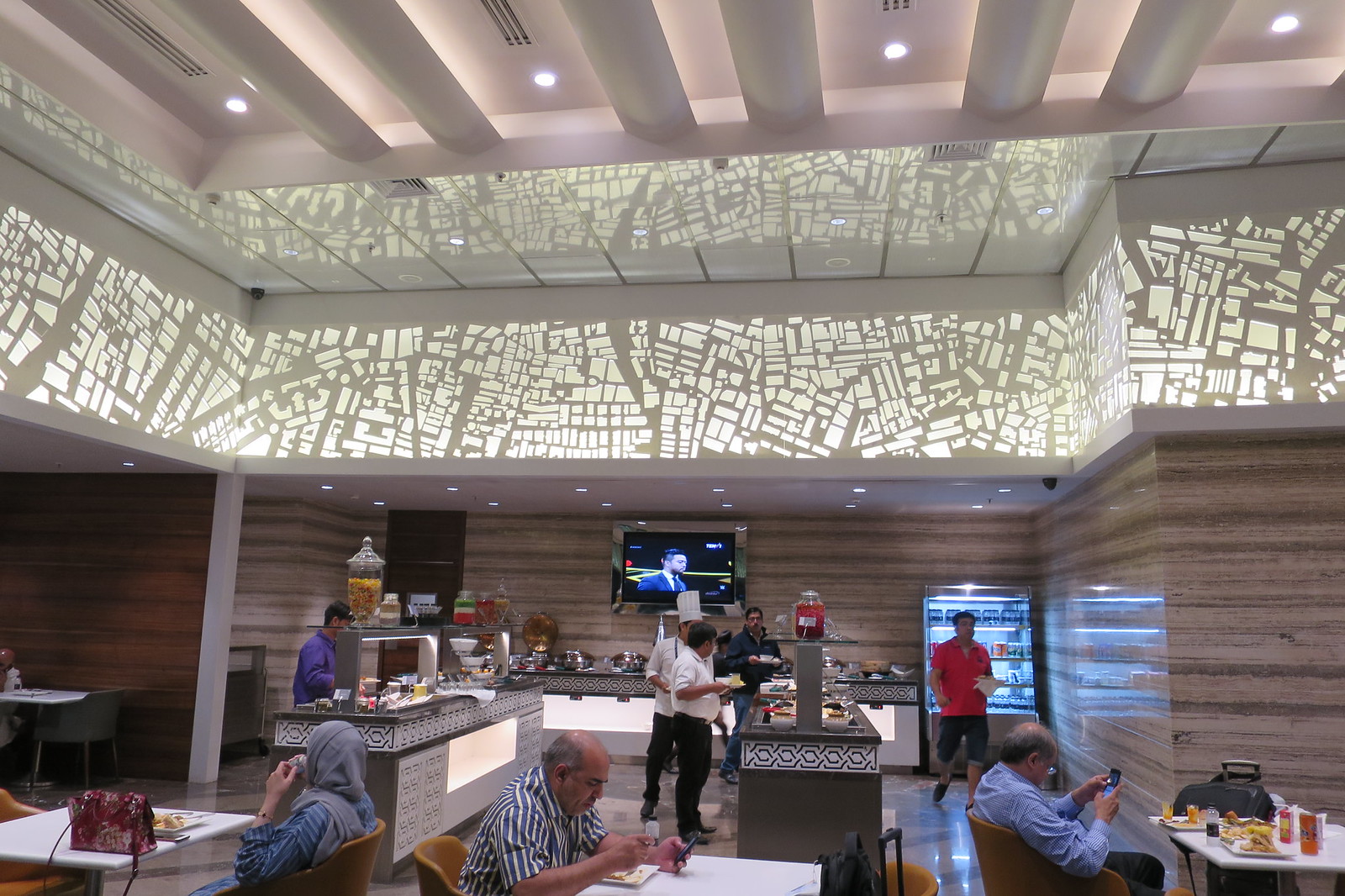 ムンバイ空港 BOM：GVK Lounge スターアライアンス・ゴールド、ANA