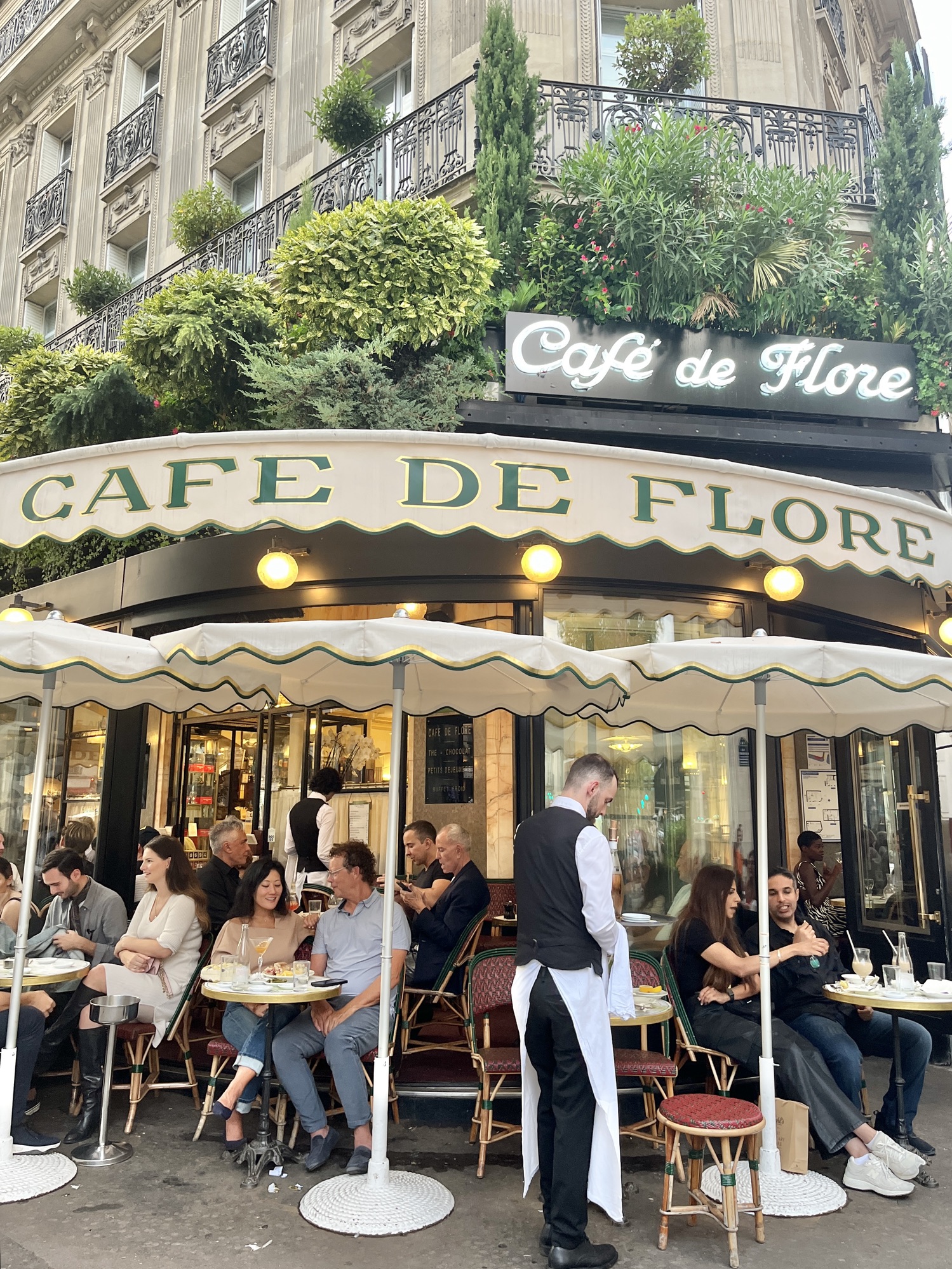 これであなたもパリ通！旅行したら絶対行きたいパリのカフェ7選トラベルマガジン