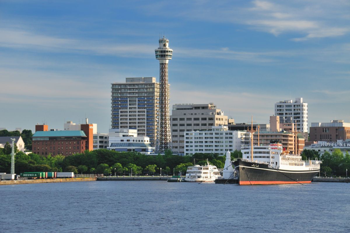 横浜マリンタワーリニューアルオープン！ ～人気スポットへスタイリスト松武が行く～ 新しい展望フロア・レストランに行ってみた！Dr.Drive元町・中華街SS神奈川 株式会社アセント