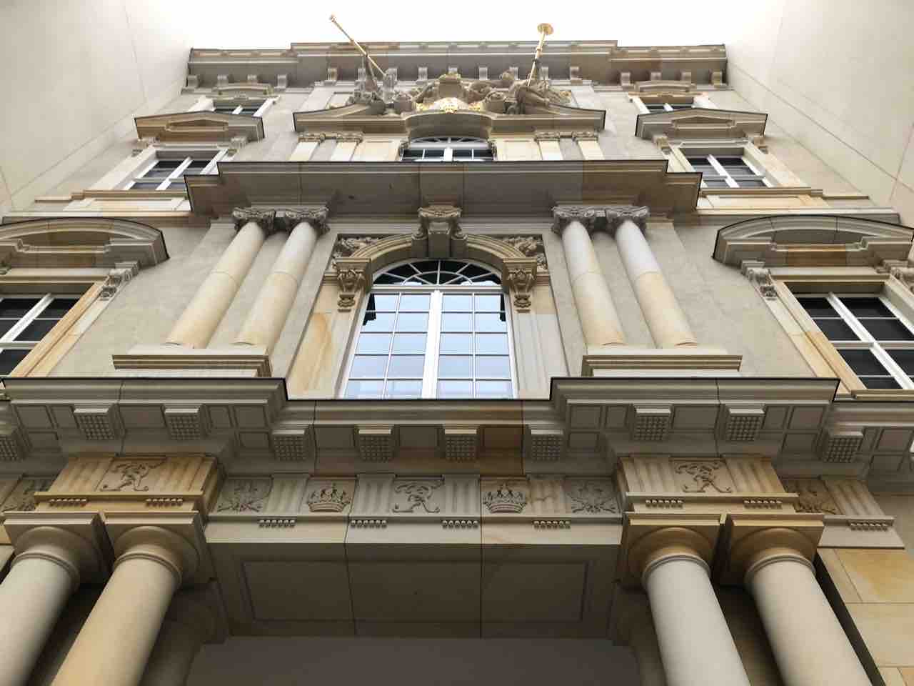 共和国宮殿 - Wikipedia