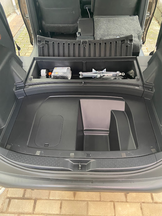 釣りに行くならこの車！最強の釣り車の選び方とランキングをご紹介 4 4初心者必見