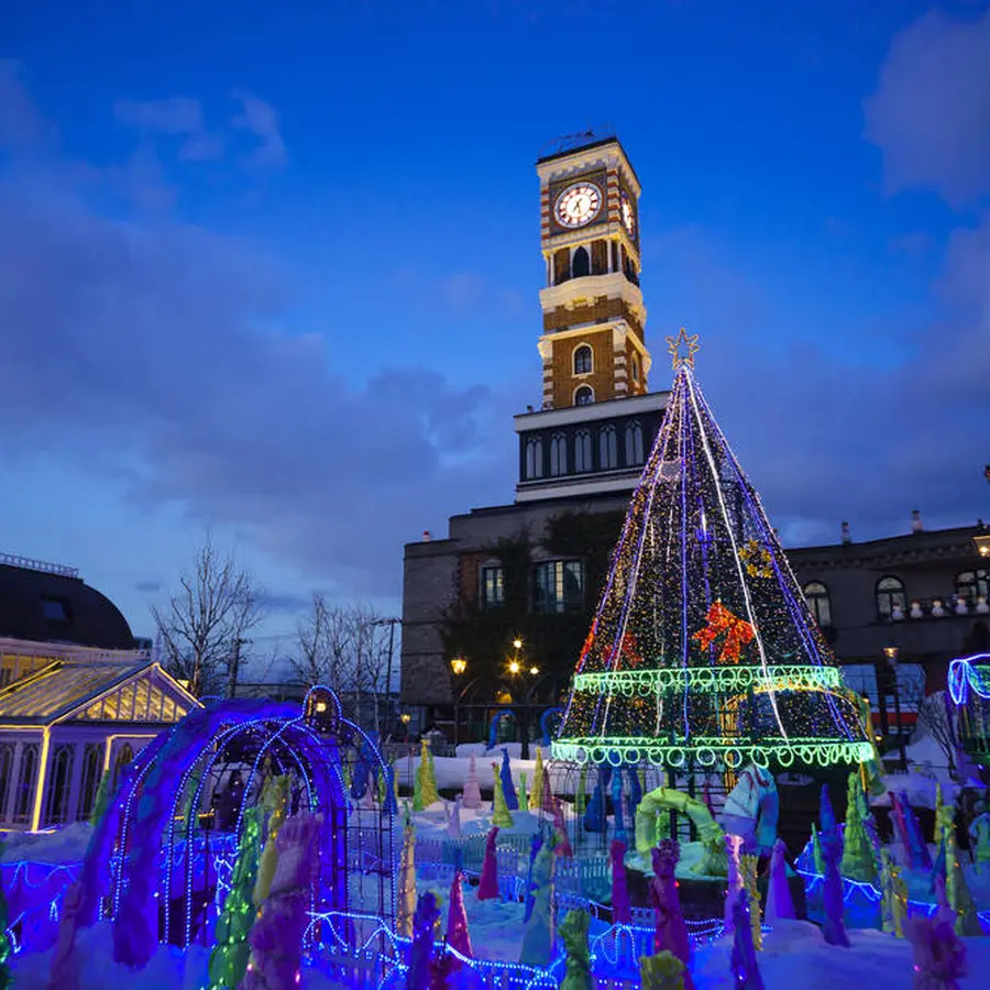 札幌観光で立ち寄りたい人気スポット！『白い恋人パーク』へのアクセスや見どころ完全