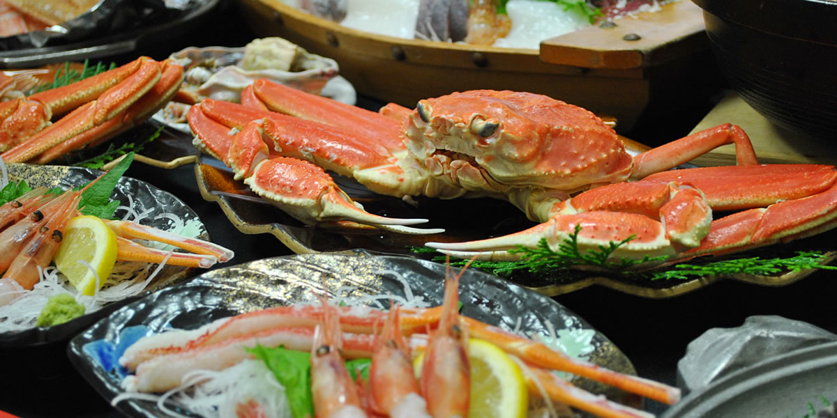 日本海の冬の味覚の代表「蟹」✨誕生の宿奥城崎シーサイドホテル 公式 最安値で宿泊竹野浜海岸で全室オーシャンビューのホテル 松葉がに 柴山がに
