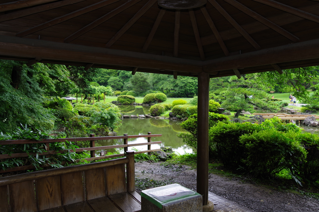 新宿御苑 水面 - 聖地巡礼