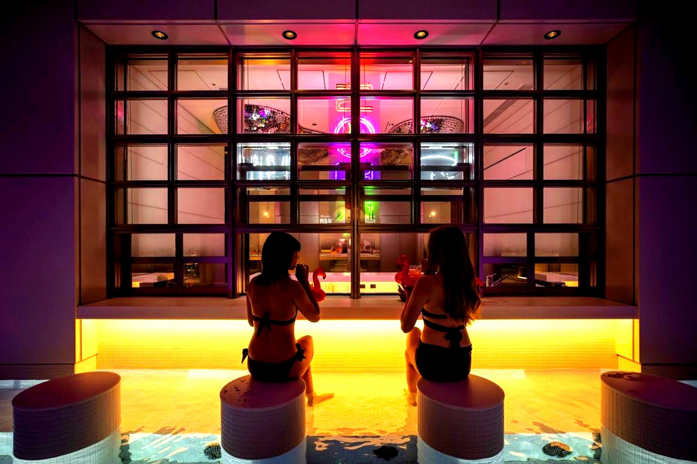 渋谷ミヤシタパーク最上階にあるプールに行ってきたよ♡, 「OYU」 , @oyu_rooftop