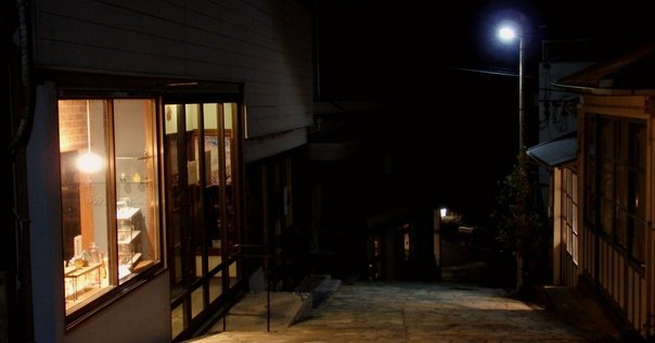 イタリア 街並み 夜景 マテーラの写真素材