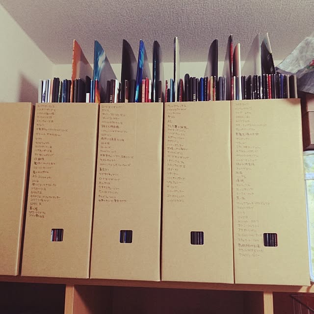 パンフレットの収納方法！@otakuma.life⁡ 👈他の投稿もみてね！⁡ ⁡⁡