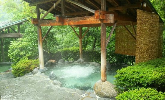 強羅に誕生したラグジュアリーな宿 全室露天風呂付きの「強羅花扇 円かの杜」至福のホテル最新ニュース