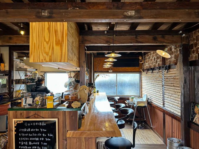 海近くの古民家カフェで ぜひゆっくりお過ごしください☕️ お待ちしております