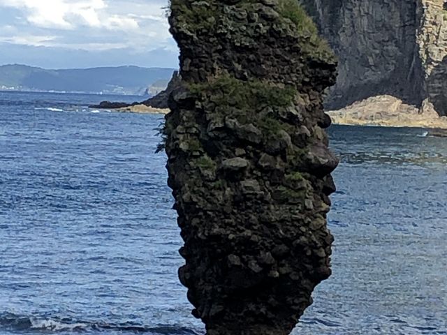えびす岩・大黒岩～緑の木陰で、幸せな時を～