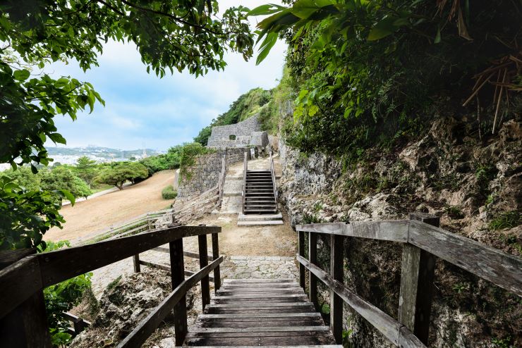 沖縄最強の『パワースポットを超えた』崇高な聖地 斎場御嶽