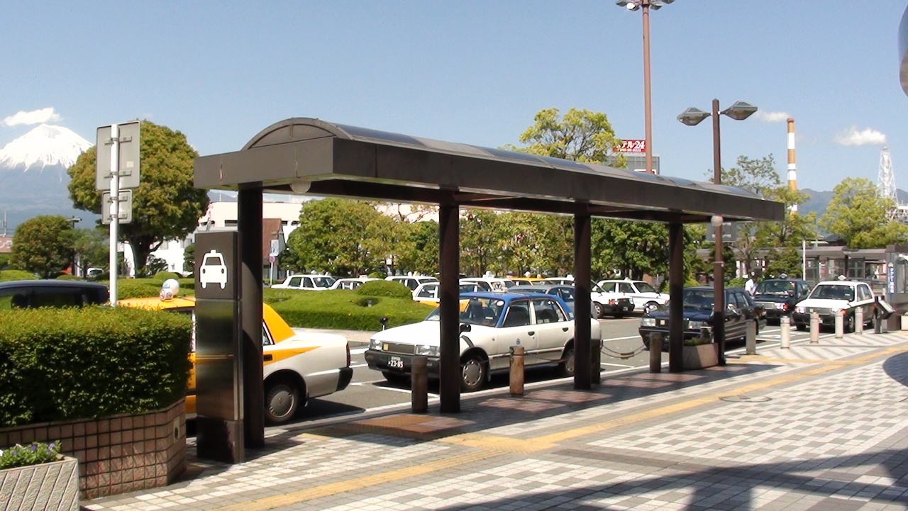 新富士駅近くから見た富士山九代目七右衛門の徒然日記