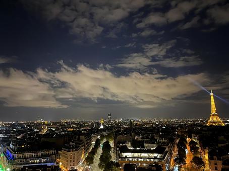 ロマンチックなパリの夜景 - Explore