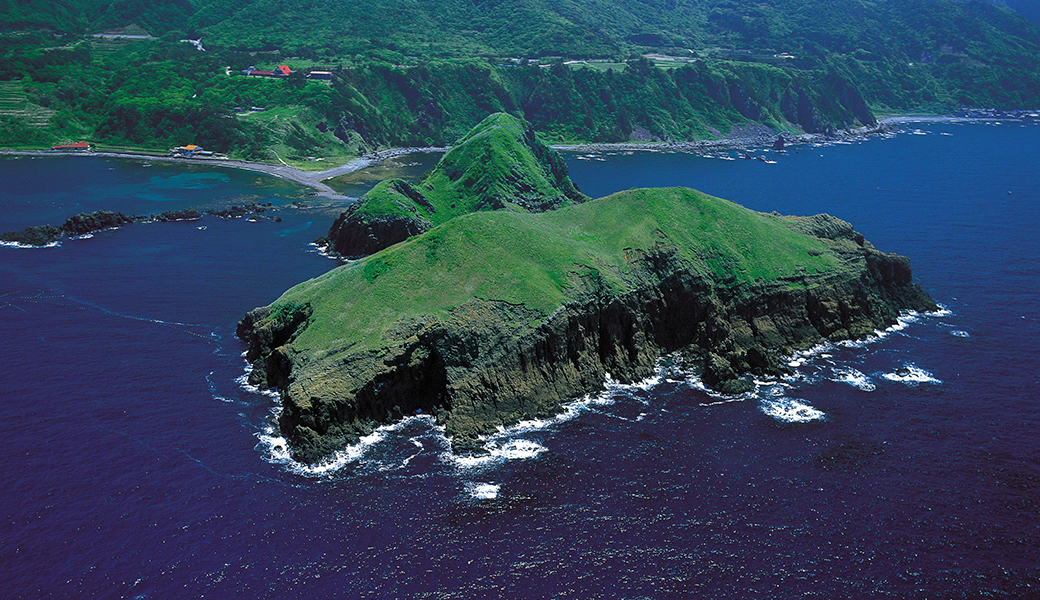 佐渡ヶ島外海府入崎千本鼻の海 写真素材2144664- フォトライブラリ
